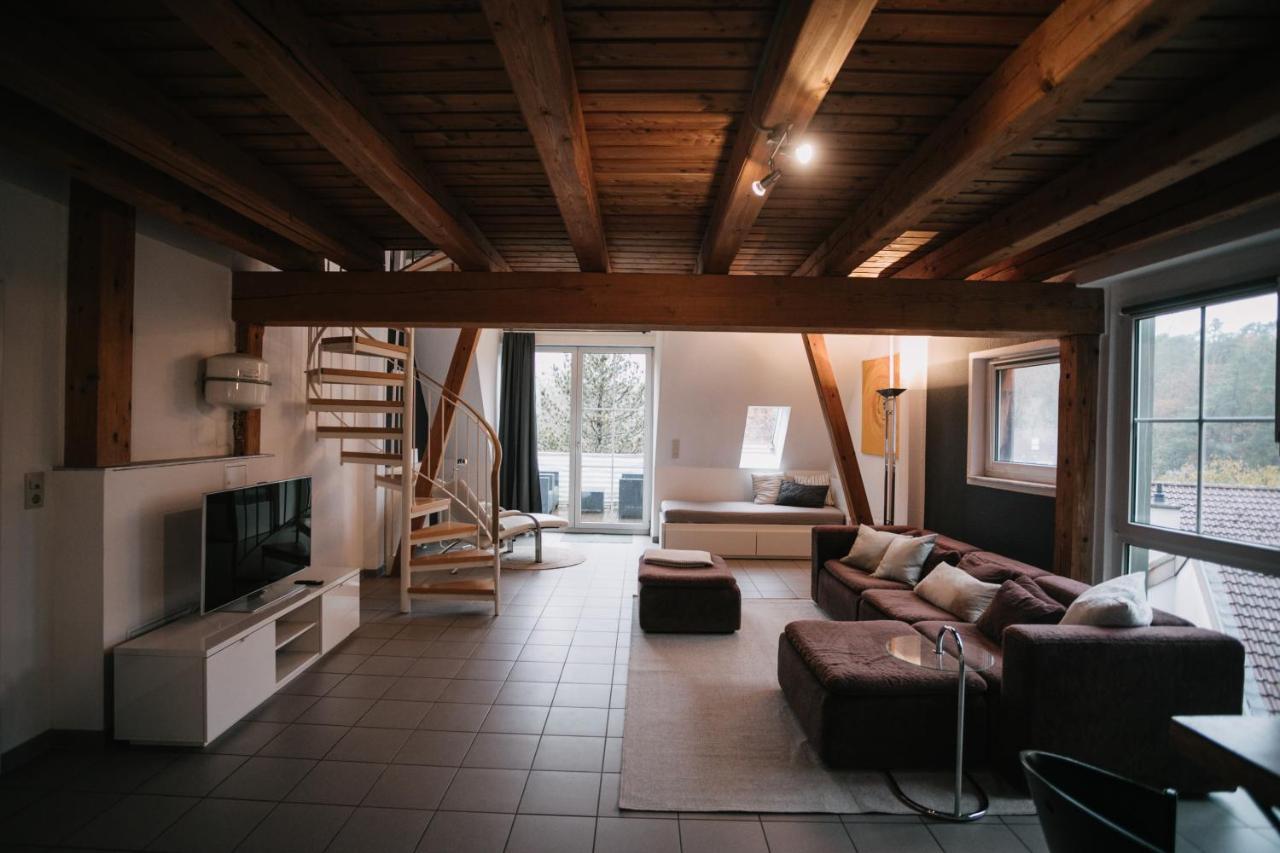 Eigenes Maisonettehaus In Idyllischer Lage Mit Balkon, Nahe Messe, 24H Self-Check In, Gratis Parken Швабах Экстерьер фото