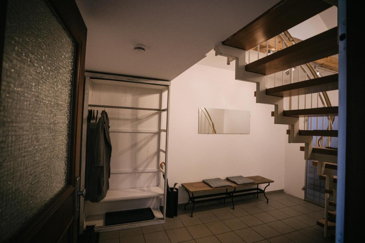 Eigenes Maisonettehaus In Idyllischer Lage Mit Balkon, Nahe Messe, 24H Self-Check In, Gratis Parken Швабах Экстерьер фото