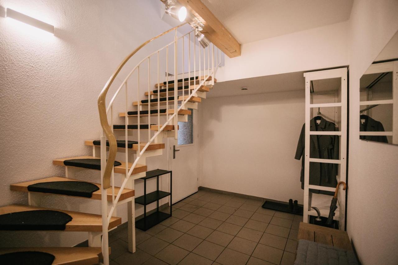 Eigenes Maisonettehaus In Idyllischer Lage Mit Balkon, Nahe Messe, 24H Self-Check In, Gratis Parken Швабах Экстерьер фото