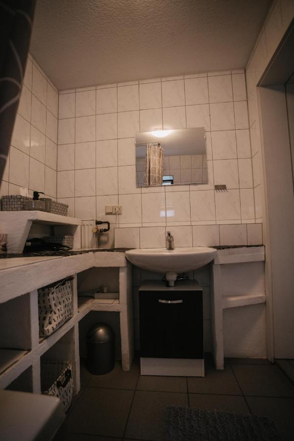 Eigenes Maisonettehaus In Idyllischer Lage Mit Balkon, Nahe Messe, 24H Self-Check In, Gratis Parken Швабах Экстерьер фото