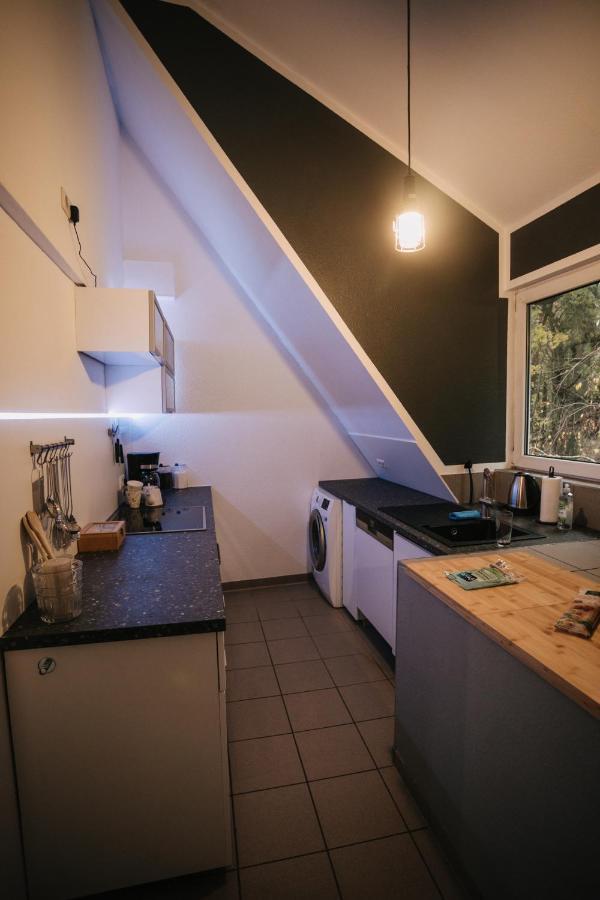 Eigenes Maisonettehaus In Idyllischer Lage Mit Balkon, Nahe Messe, 24H Self-Check In, Gratis Parken Швабах Экстерьер фото