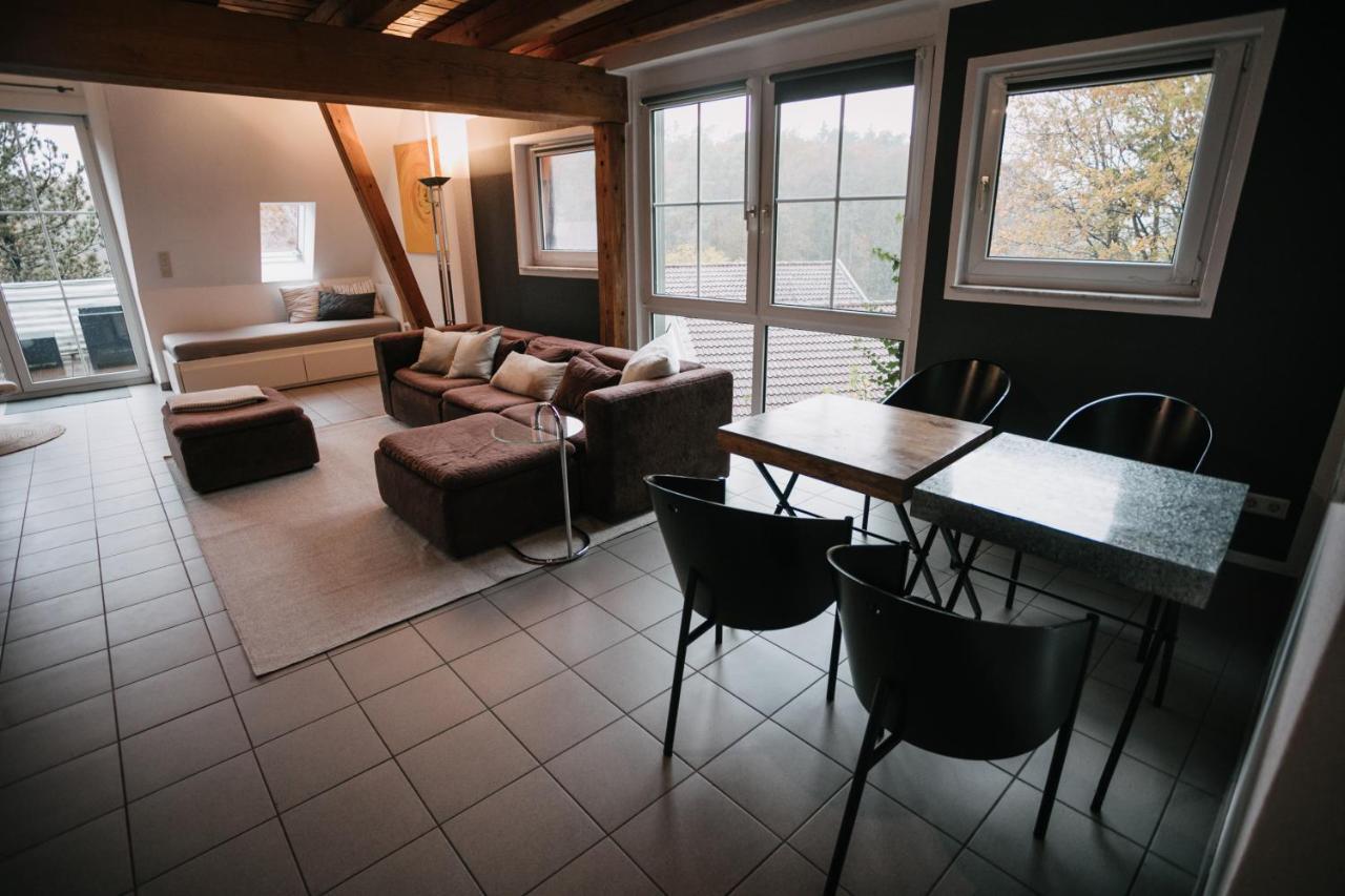 Eigenes Maisonettehaus In Idyllischer Lage Mit Balkon, Nahe Messe, 24H Self-Check In, Gratis Parken Швабах Экстерьер фото