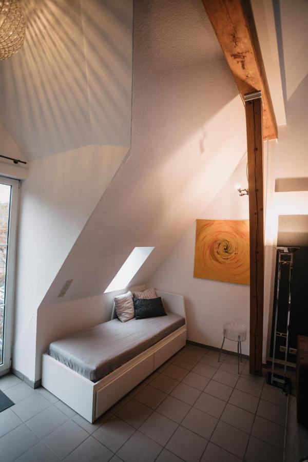 Eigenes Maisonettehaus In Idyllischer Lage Mit Balkon, Nahe Messe, 24H Self-Check In, Gratis Parken Швабах Экстерьер фото